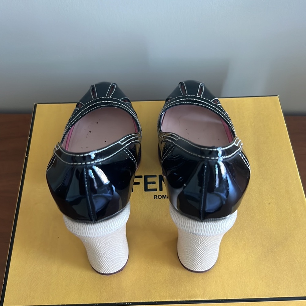 Fendi Platform Pumps Size 38 - image 2